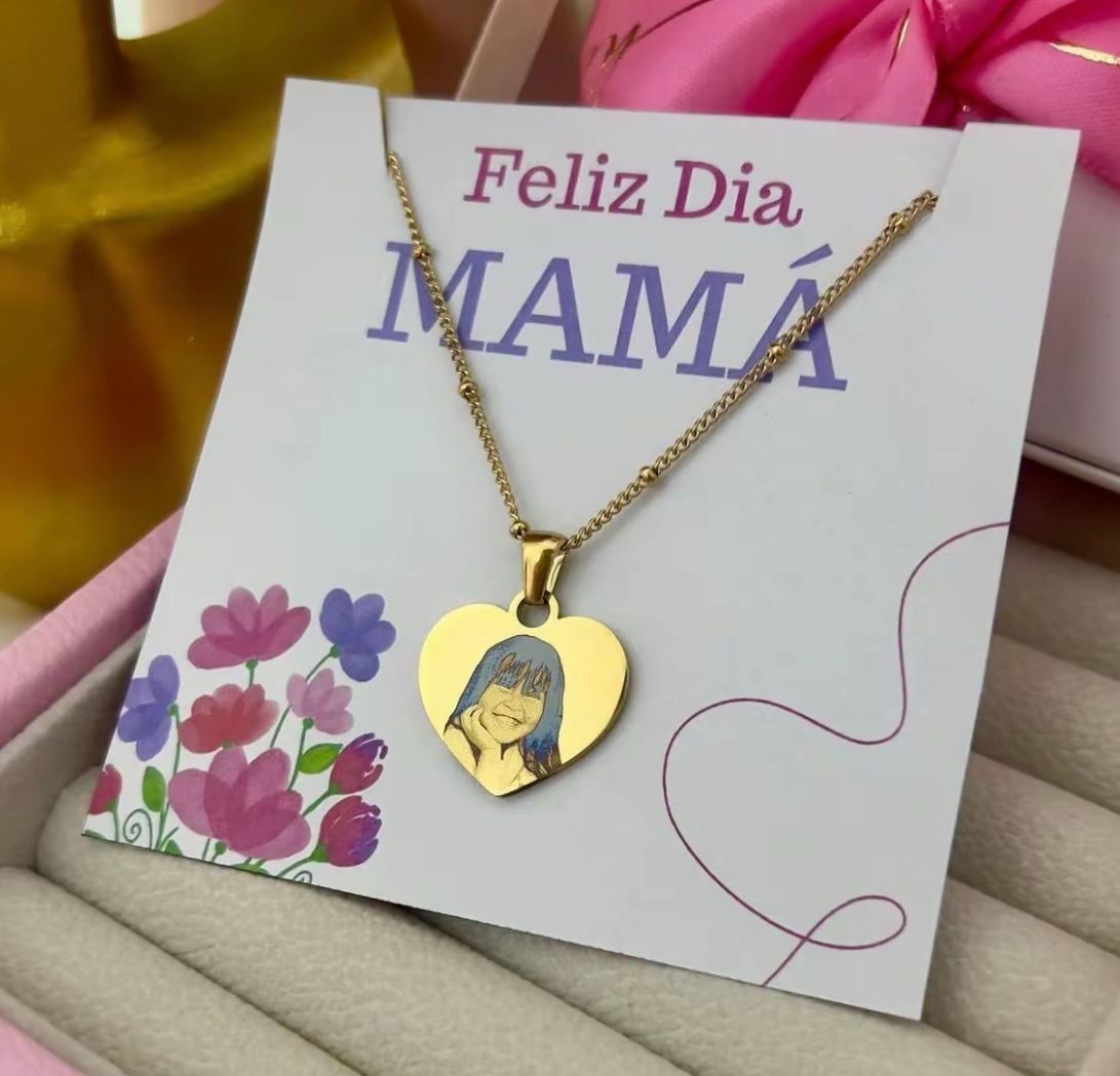 Collar personalizado para mamá + Box de regalo de mamá
