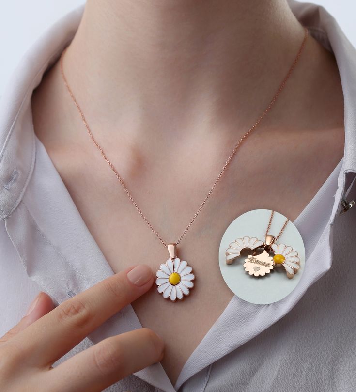 Collar Personalizado: Flor de Recuerdos